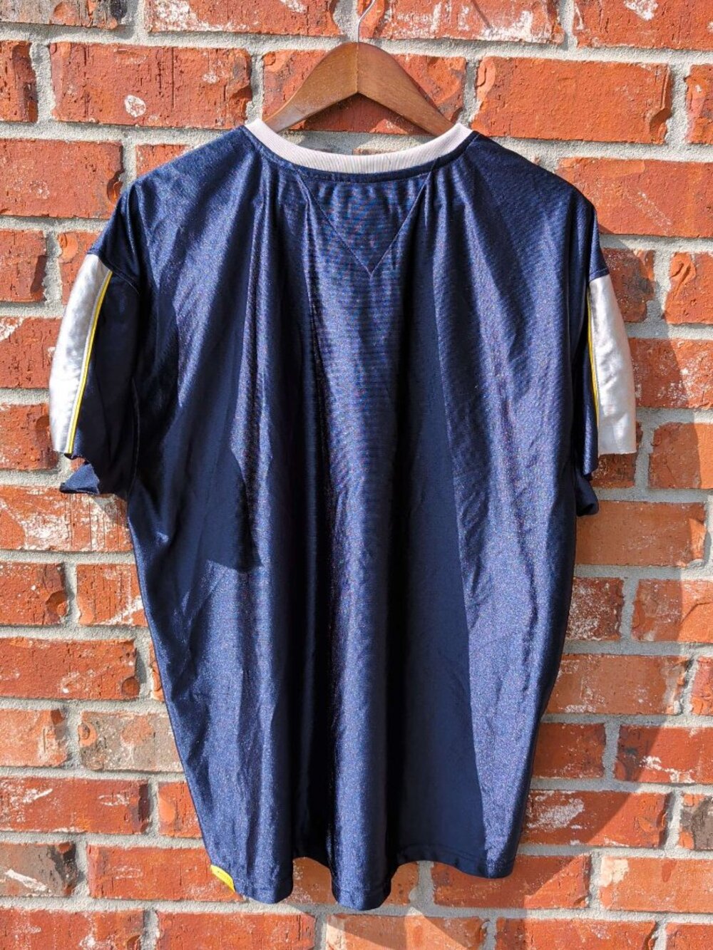 Tommy Hilfiger Athletics T-Shirt Mens XL Navy White Yellow Color Block - Picture 2 of 7